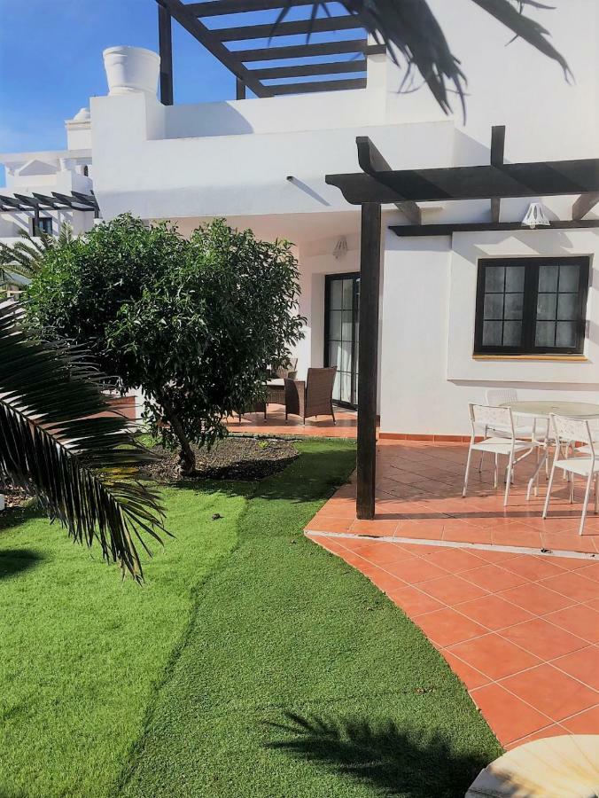 Royal Park Guesthouse Corralejo Exterior photo